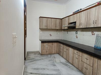 Kitchen Image of 875 Sq.ft 2 BHK Independent House for rent in Rajouri Garden New Delhi for Rs. 26000