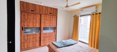 Bedroom Image of 620 Sq.ft 2 BHK Apartment / Flat for sale in Dosti Desire Dosti Pearl, Thane West Thane for Rs. 10500000