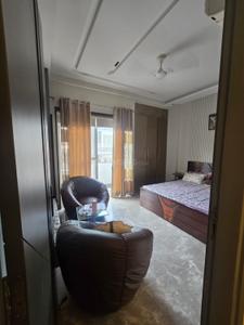 Bedroom Image of 1500 Sq.ft 3 BHK Builder Floor for rent in Rajouri Garden New Delhi for Rs. 50000