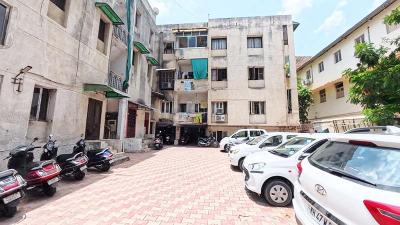 Image of 1305 Sq.ft 4 BHK Apartment / Flat for sale in Maninagar, Ahmedabad for Rs. 9800000