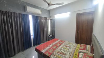 Bedroom Image of 2000 Sq.ft 3 BHK Apartment / Flat for rent in Shadhna Skywalk, Chandkheda Ahmedabad for Rs. 38000