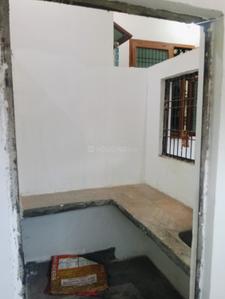Balcony Image of 500 Sq.ft 1 BHK Builder Floor for rent in Rajajipuram Lucknow for Rs. 5000