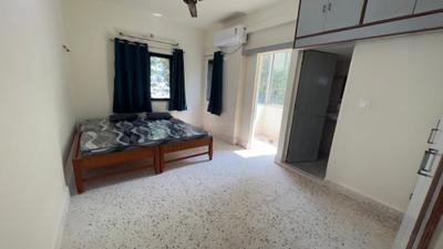 Bedroom Image of 1300 Sq.ft 3 BHK Apartment / Flat for rent in Race Course Vadodara for Rs. 25000