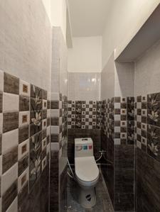 Bathroom Image of 1000 Sq.ft 2 BHK Independent House for rent in Bannimantap Mysore for Rs. 25000