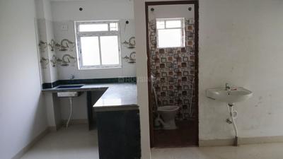 Kitchen Image of 800 Sq.ft 2 BHK Apartment / Flat for rent in New Town Kolkata for Rs. 16000