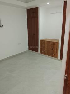 Bedroom Image of 1000 Sq.ft 2 BHK Apartment / Flat for sale in DDA Tarang Apartments, Patparganj New Delhi for Rs. 20100000