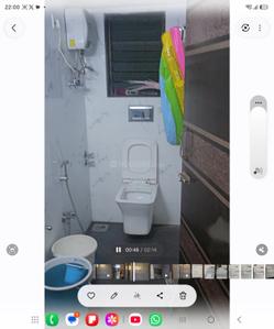 Bathroom Image of 690 Sq.ft 2 BHK Apartment / Flat for sale in Maa Enrich, Malad East Mumbai for Rs. 18000000