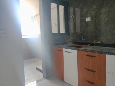 Kitchen Image of 782 Sq.ft 3 BHK Apartment / Flat for rent in Sahitya Altezza, Naroda Ahmedabad for Rs. 17000
