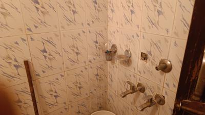 Image of 1000 Sq.ft 2 BHK Independent House for rent in Sainik Farm, New Delhi for Rs. 8000