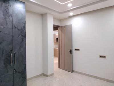 Bedroom Image of 850 Sq.ft 2 BHK Builder Floor for rent in Mahavir Enclave New Delhi for Rs. 16000