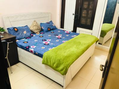 Bedroom Image of 1000 Sq.ft 3 BHK Apartment / Flat for rent in Rajinder Nagar New Delhi for Rs. 140000