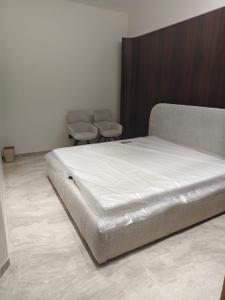 Bedroom Image of 1560 Sq.ft 3 BHK Apartment / Flat for rent in Tardeo Mumbai for Rs. 600000