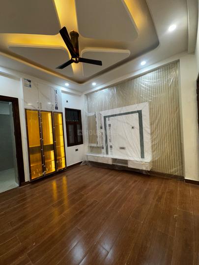 Golden Avenue Premium Floors Main Image 1