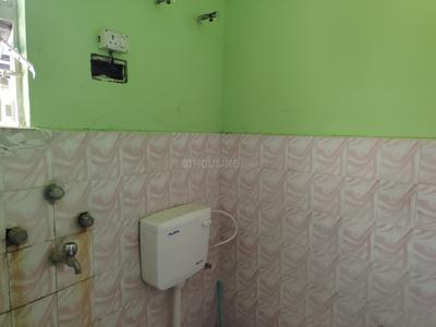 Bathroom Image of 590 Sq.ft 1 RK Apartment / Flat for rent in Danapur Patna for Rs. 7000