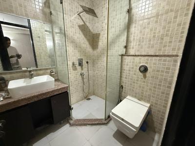 Bathroom Image of 1800 Sq.ft 3.5 BHK Builder Floor for sale in Jamia Nagar New Delhi for Rs. 23900000