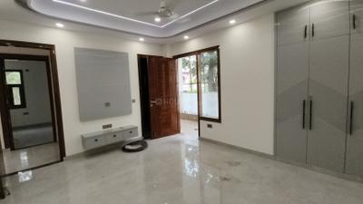 Bedroom Image of 1900 Sq.ft 3 BHK Builder Floor for sale in Vaishali Ghaziabad for Rs. 23000000