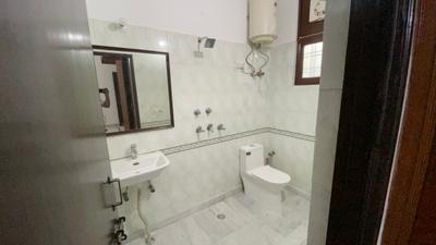 Image of 2000 Sq.ft 2 BHK Builder Floor for rent in Sector 23A, Gurgaon for Rs. 47000