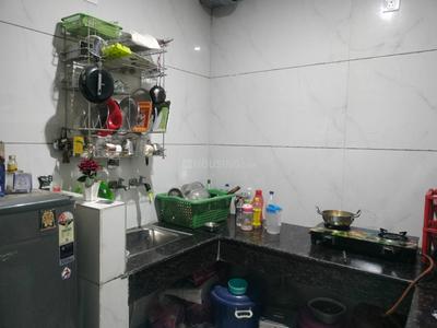 Kitchen Image of 500 Sq.ft 2 BHK Builder Floor for rent in Madhu Vihar New Delhi for Rs. 9000