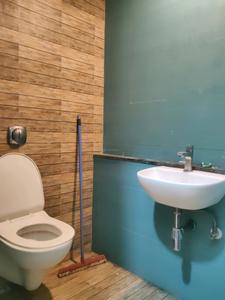 Common Bathroom Image of 599 Sq.ft 1 BHK Apartment / Flat for rent in Raymond Realty Ten X Habitat, Thane West Thane for Rs. 34000