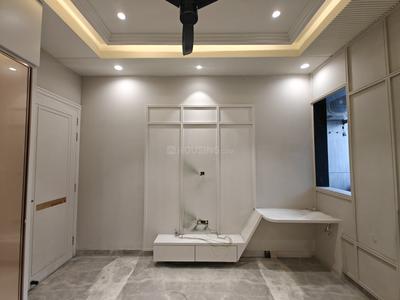 Bedroom Image of 1350 Sq.ft 3 BHK Builder Floor for sale in Kalyan Vihar New Delhi for Rs. 30000000