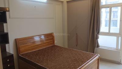 Bedroom Image of 1500 Sq.ft 3 BHK Apartment / Flat for sale in Keltech Golf Vista, Crossings Republik Ghaziabad for Rs. 12000000
