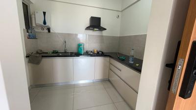 Kitchen Image of 780 Sq.ft 2 BHK Apartment / Flat for rent in Kharadi Pune for Rs. 32000