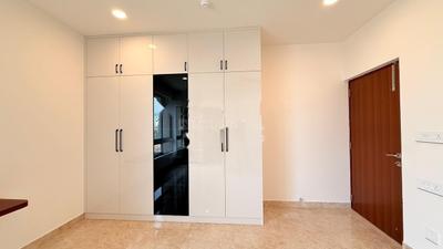 Bedroom Image of 2750 Sq.ft 3 BHK Apartment / Flat for rent in Auro Kohinoor, Kothaguda Hyderabad for Rs. 90000