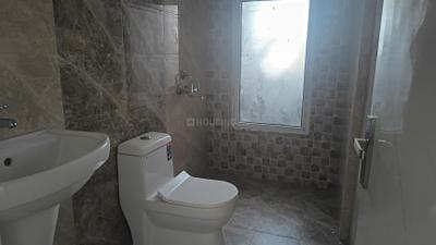 Image of 769 Sq.ft 2 BHK Apartment / Flat for rent in Prateek Grand City, Siddharth Vihar, Ghaziabad for Rs. 22000