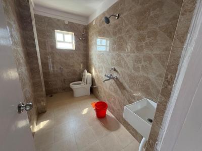 Bathroom Image of 1800 Sq.ft 3 BHK Apartment / Flat for rent in Argora Ranchi for Rs. 13999