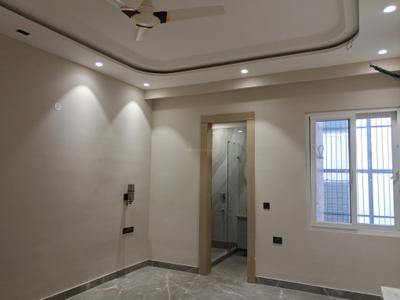 Bedroom Image of 2700 Sq.ft 4 BHK Builder Floor for sale in Paschim Vihar New Delhi for Rs. 60000000