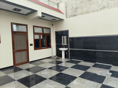 Image of 2250 Sq.ft 2 BHK Villa for rent in Shahganj, Agra for Rs. 30000