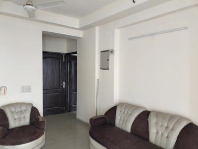 Living Room Image of 1750 Sq.ft 3 BHK Apartment / Flat for rent in Gardenia Glory, Sector 46 Noida for Rs. 40000