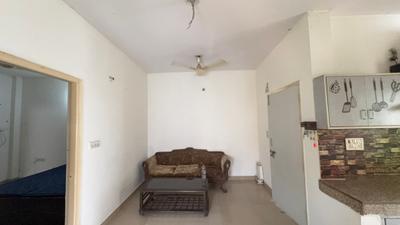 Living Room Image of 700 Sq.ft 1 BHK Builder Floor for rent in Sector 57 Gurgaon for Rs. 25000