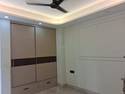 Bedroom Image of 1350 Sq.ft 3 BHK Builder Floor for sale in Paschim Vihar New Delhi for Rs. 25000000