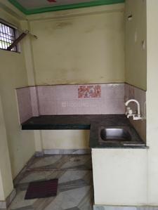 Kitchen Image of 500 Sq.ft 1 BHK Duplex for rent in Roberts Lines Lucknow for Rs. 6000