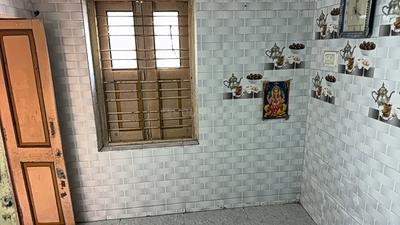 Kitchen Image of 1350 Sq.ft 2 BHK Builder Floor for rent in Meghashray, Khokhra Ahmedabad for Rs. 14000