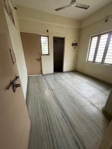 Bedroom Image of 1250 Sq.ft 2 BHK Apartment / Flat for rent in Shahibaug Ahmedabad for Rs. 17000