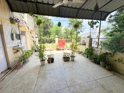 Balcony Image of 850 Sq.ft 2 BHK Builder Floor for sale in Dilshad Garden New Delhi for Rs. 9500000
