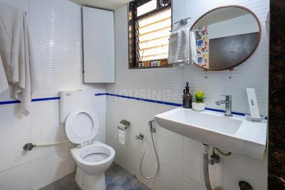Bathroom Image of 2250 Sq.ft 4 BHK Independent House for rent in Sherpura Bharuch for Rs. 45000