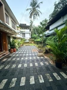 Image of 3200 Sq.ft 3 BHK Independent House for rent in Thrippunithura, Kochi for Rs. 45000