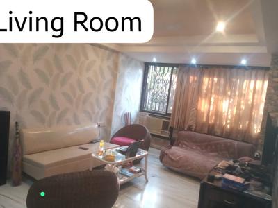 Hall Image of 600 Sq.ft 2 BHK Apartment / Flat for sale in Khar West Mumbai for Rs. 26000000