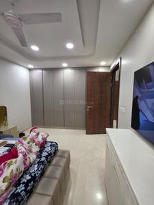 Bedroom Image of 1800 Sq.ft 3 BHK Builder Floor for sale in Rajouri Garden New Delhi for Rs. 27000000
