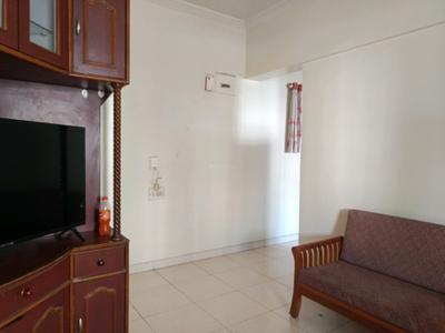Living Room Image of 580 Sq.ft 1 BHK Apartment / Flat for rent in Magarpatta Heliconia, Hadapsar Pune for Rs. 25000