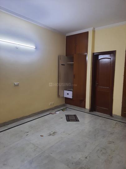 Rwa sector 52 Main Image 1