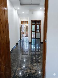 Hall Image of 800 Sq.ft 2 BHK Independent House for rent in Rajajipuram Lucknow for Rs. 10000