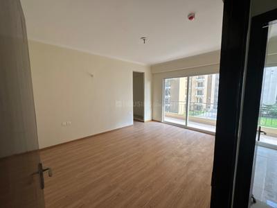 Bedroom Image of 2140 Sq.ft 4 BHK Apartment / Flat for sale in Amrapali Crystal Homes Phase 1, Sector 76 Noida for Rs. 28800000