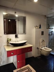 Image of 2400 Sq.ft 4 BHK Apartment / Flat for rent in CGHS Guru Apartments, Sector 6 Dwarka, New Delhi for Rs. 60000