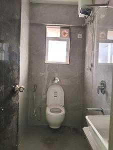 Common Bathroom Image of 2750 Sq.ft 3 BHK Apartment / Flat for sale in Indiabulls Blu, Worli Mumbai for Rs. 165000000