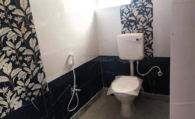 Bathroom Image of 650 Sq.ft 2 BHK Apartment / Flat for sale in Rishra Hooghly for Rs. 1500000