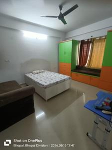Bedroom Image of 1011 Sq.ft 2 BHK Apartment / Flat for rent in Lila Atulyam, Salaiya Bhopal for Rs. 21000